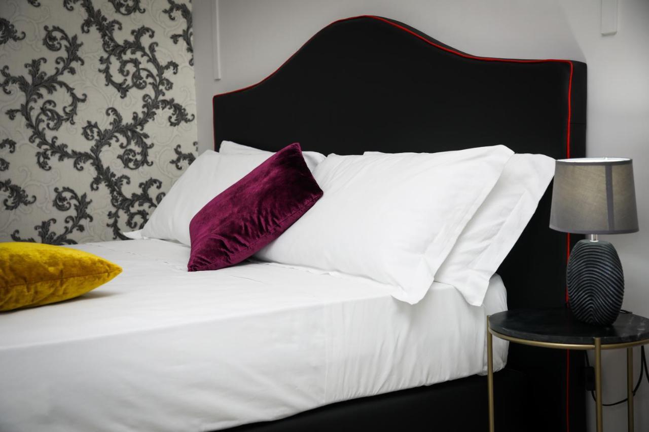 Principessa Isabella Luxury Rooms Salerno Kültér fotó